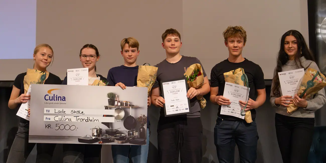 54874480290 4D722f98fa K