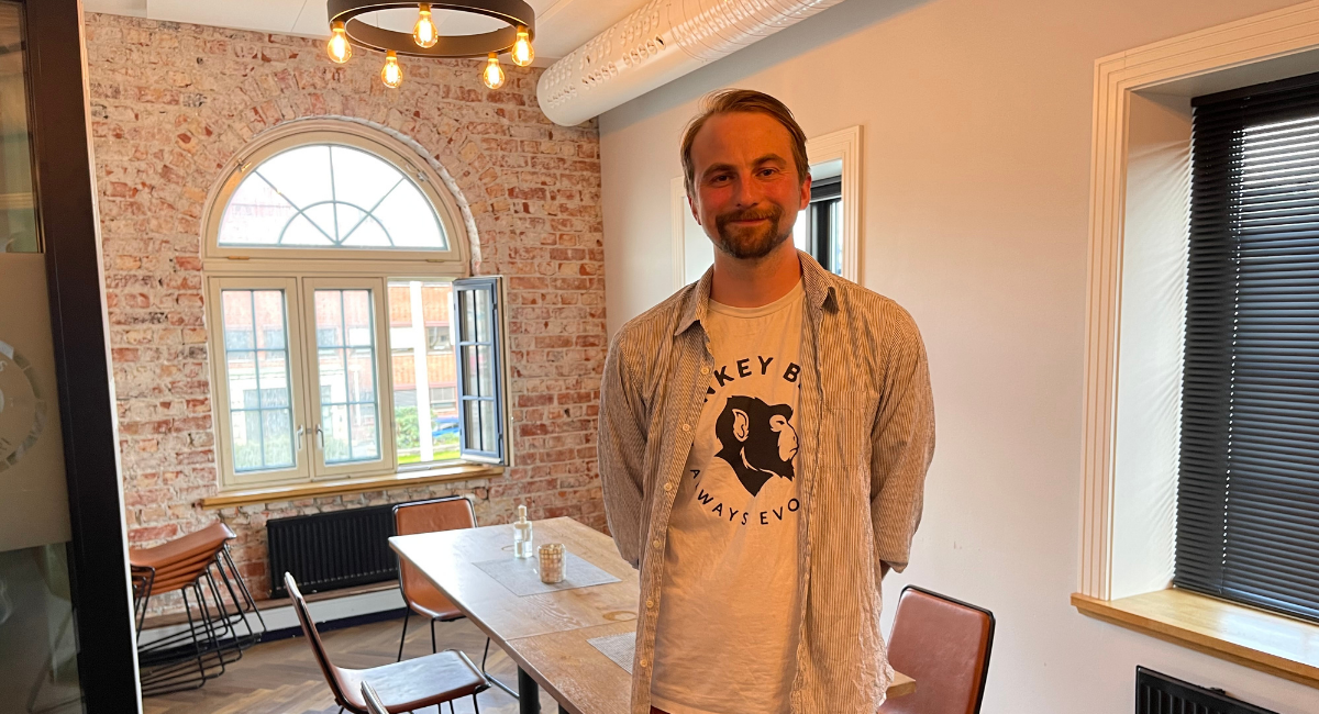 Jorg%20Solheim%20MonkeyBrew.png (3)